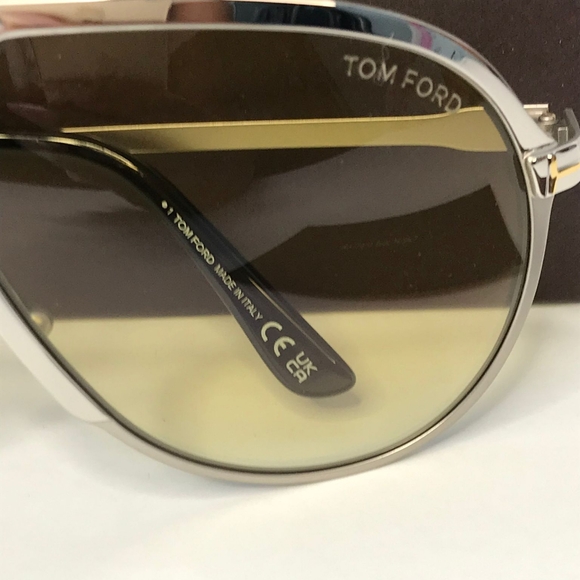 TOM FORD XAVIER TF1060 30F - AS SEEN ON KHLOE KARDASHIAN & TAMARA KALINIC - Picture 10 of 14